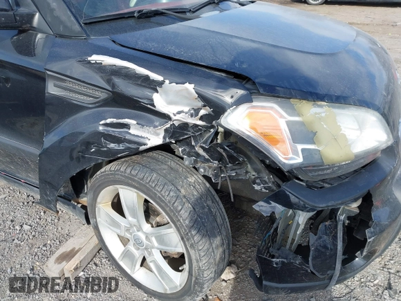 2010 Kia Soul + with VIN KNDJT2A20A7102284, listed as a IAAI auction lot 41363501 with 148,387 mi miles and . Bid and sale history available at DreamBid. Image 6.