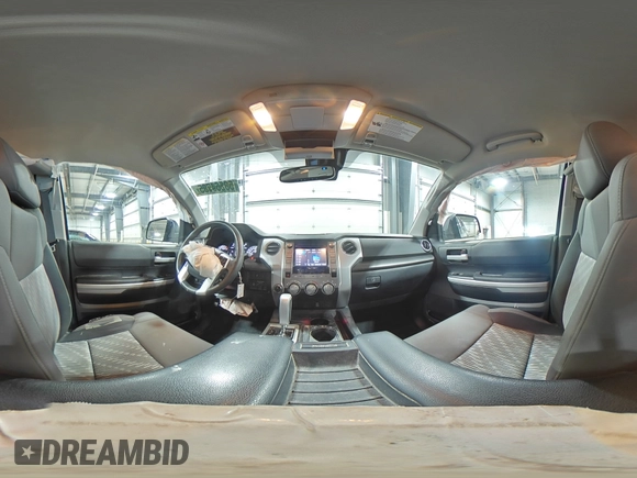 2018 Toyota Tundra SR5 z VIN 5TFDW5F1XJX768641, wystawiony jako Copart lot #53269535 z przebiegiem 55 862 mil mil oraz Szkoda całkowita • Salvage title. Historia ofert i sprzedaży dostępna na DreamBid. Obrazek 14.