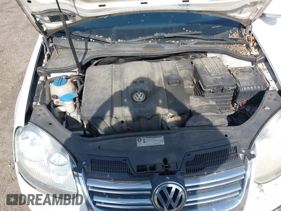 2010 Volkswagen Jetta Limited Edition with VIN 3VWRZ7AJ7AM058938, listed as a IAAI auction lot 42348838 with 102,482 mi miles and . Bid and sale history available at DreamBid. Image 10.