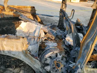 2018 Jeep Wrangler Unlimited Rubicon z VIN 1C4HJXFG6JW136094, wystawiony jako Copart lot #81048134 z przebiegiem Nie podano mil oraz Szkoda całkowita • Salvage title. Historia ofert i sprzedaży dostępna na DreamBid. Obrazek 10.