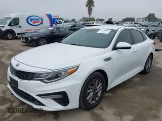 2020 Kia Optima LX z VIN 5XXGT4L3XLG422203, wystawiony jako IAAI lot #42290010 z przebiegiem 38 284 mil mil oraz . Historia ofert i sprzedaży dostępna na DreamBid. Obrazek 17.
