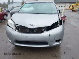 2012 Toyota Sienna LE with VIN 5TDJK3DCXCS040253, listed as a IAAI auction lot 41957623 with 164,780 mi miles. Bid and sale history available at carsss.com. Image 6.