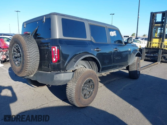 2022 Ford Bronco with VIN 1FMEE5DP2NLB69336, listed as a IAAI auction lot 41444891 with 11,441 mi miles. Bid and sale history available at carsss.com. Image 4.