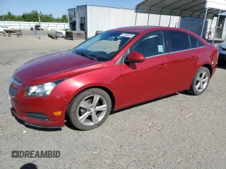 2014 Chevrolet Cruze 2LT z VIN 1G1PE5SB5E7376275, wystawiony jako Copart lot #58306455 z przebiegiem 117 939 mil mil oraz Szkoda całkowita • Salvage title. Historia ofert i sprzedaży dostępna na DreamBid. Obrazek 1.