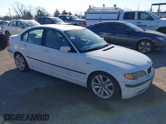 2002 BMW 3 Series 325i with VIN WBAET37492NG77657, listed as a IAAI auction lot 41691705 with 163,700 mi miles. Bid and sale history available at carsss.com. Image 1.