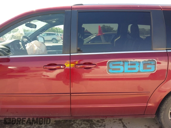 2017 Dodge Grand Caravan SXT with VIN 2C4RDGCG6HR629633, listed as a IAAI auction lot 41997303 with 128,898 mi miles and . Bid and sale history available at DreamBid. Image 15.