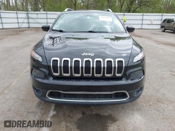 2015 Jeep Cherokee Limited with VIN 1C4PJMDB9FW680565, listed as a IAAI auction lot 42134052 with 192,728 mi miles. Bid and sale history available at carsss.com. Image 12.