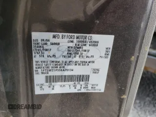 2005 Ford F-250 XL with VIN 1FTSW21P55EA70134, listed as a Copart auction lot 59509155 with 210,758 mi miles and Salvage title. Bid and sale history available at DreamBid. Image 12.