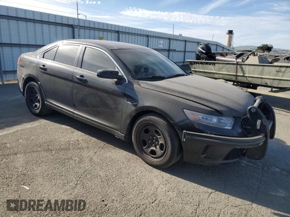 2013 Ford Police Interceptor with VIN 1FAHP2M81DG143522, listed as a Copart auction lot 51243995 with 303,703 mi miles and Salvage title. Bid and sale history available at DreamBid. Image 4.