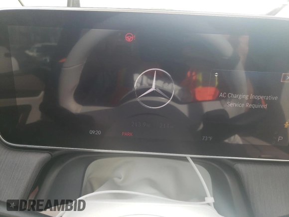 2023 Mercedes-Benz EQE 350+ z VIN 4JGGM2BB4PA037145, wystawiony jako Copart lot #46014214 z przebiegiem 214 mil mil oraz . Historia ofert i sprzedaży dostępna na DreamBid. Obrazek 9.