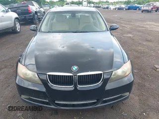 2008 BMW 3 Series 328i with VIN WBAVA37538NL49008, listed as a IAAI auction lot 42446294 with 160,645 mi miles and . Bid and sale history available at DreamBid. Image 12.