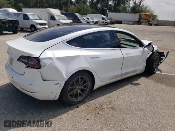 2018 Tesla Model 3 Long Range Battery z VIN 5YJ3E1EB4JF085278, wystawiony jako Copart lot #55468385 z przebiegiem 101 902 mil mil oraz Szkoda całkowita • Salvage title. Historia ofert i sprzedaży dostępna na DreamBid. Obrazek 3.