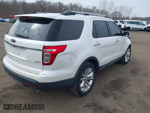 2013 Ford Explorer XLT with VIN 1FM5K8D86DGA00608, listed as a IAAI auction lot 41908245 with 201,981 mi miles and . Bid and sale history available at DreamBid. Image 4.