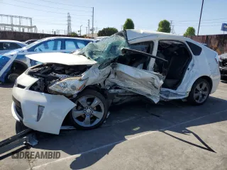 2015 Toyota Prius Four z VIN JTDKN3DU5F0416224, wystawiony jako Copart lot #57446945 z przebiegiem Nie podano mil oraz Szkoda całkowita • Salvage title. Historia ofert i sprzedaży dostępna na DreamBid. Obrazek 1.