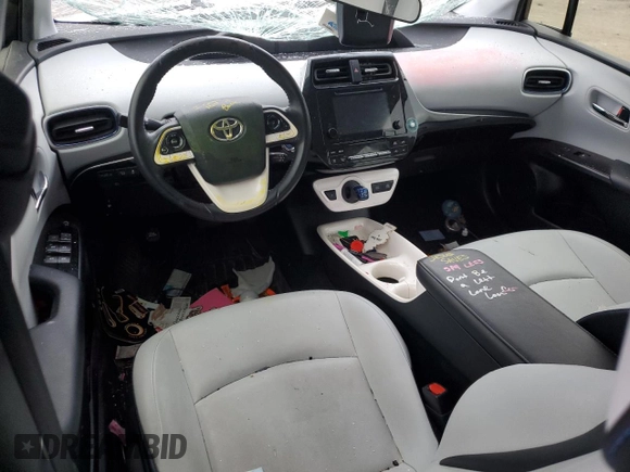 2018 Toyota Prius Two z VIN JTDKARFUXJ3553680, wystawiony jako Copart lot #88928815 z przebiegiem Nie podano mil oraz Szkoda całkowita • Salvage title. Historia ofert i sprzedaży dostępna na DreamBid. Obrazek 8.