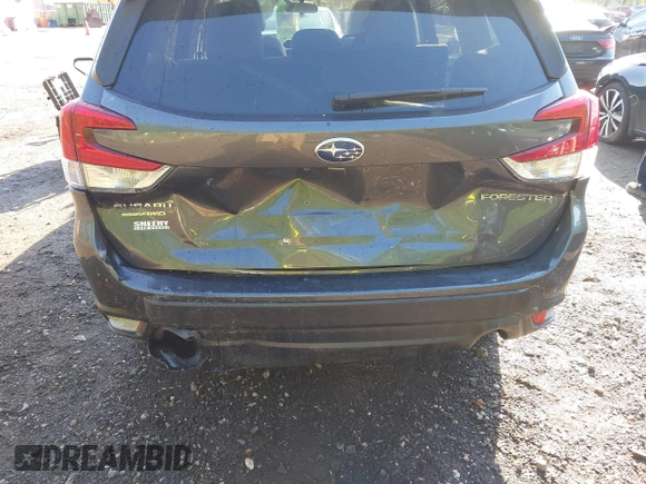 2024 Subaru Forester Premium с VIN JF2SKACC8RH509283, выставлен на аукционе IAAI как лот 42151924 с пробегом 10 593 миль миль и . История ставок и продаж доступна на DreamBid. Изображение 18.