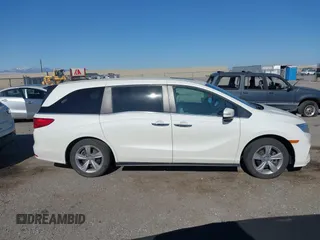 2019 Honda Odyssey EX-L with VIN 5FNRL6H78KB043279, listed as a IAAI auction lot 42041202 with 67,007 mi miles. Bid and sale history available at carsss.com. Image 14.