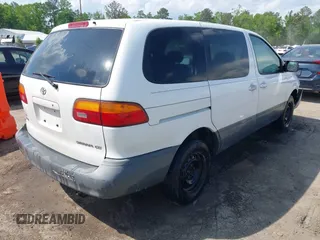 1998 Toyota Sienna CE z VIN 4T3GF19C2WU063623, wystawiony jako IAAI lot #42142554 z przebiegiem 272 791 mil mil oraz . Historia ofert i sprzedaży dostępna na DreamBid. Obrazek 4.