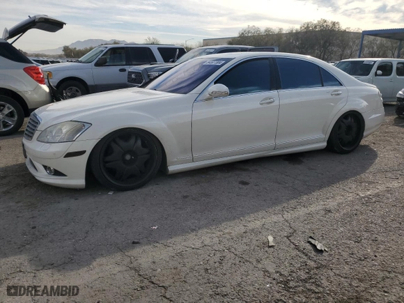 2009 Mercedes-Benz S-Class 5.5L V8 with VIN WDDNG71X39A277664, listed as a Copart auction lot 84507304 with 110,006 mi miles and Salvage Title. Bid and sale history available at carsss.com. Image 1.