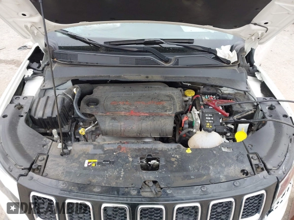 2021 Jeep Compass Limited with VIN 3C4NJCCB5MT588102, listed as a IAAI auction lot 41105108 with 24,972 mi miles. Bid and sale history available at carsss.com. Image 10.