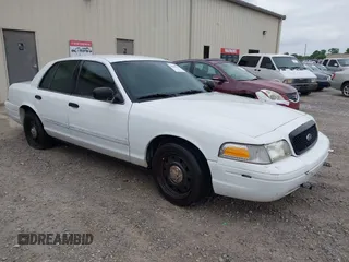 2011 Ford Police Interceptor с VIN 2FABP7BV7BX142099, выставлен на аукционе IAAI как лот 42188561 с пробегом 280 132 миль миль и . История ставок и продаж доступна на DreamBid. Изображение 1.