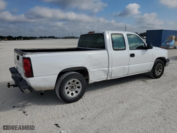 2006 Chevrolet Silverado 1500 LS with VIN 1GCEC19X46Z194393, listed as a Copart auction lot 45478015 with 330,693 mi miles and Salvage Title. Bid and sale history available at carsss.com. Image 3.