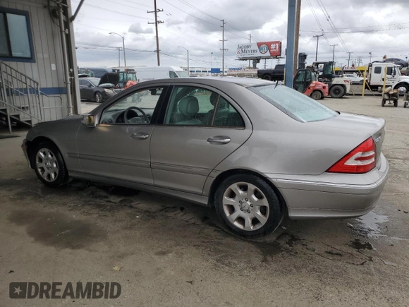 2006 Mercedes-Benz C 280 Luxury with VIN WDBRF54H36A908382, listed as a Copart auction lot 48197845 with 128,420 mi miles and Salvage Title. Bid and sale history available at DreamBid. Image 2.