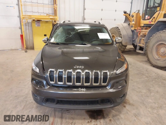 2016 Jeep Cherokee Latitude z VIN 1C4PJMCSXGW147918, wystawiony jako IAAI lot #42173947 z przebiegiem 142 482 mil mil oraz . Historia ofert i sprzedaży dostępna na DreamBid. Obrazek 12.