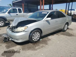2006 Toyota Camry STD with VIN 4T1BE32K56U136020, listed as a Copart auction lot 50773735 with 185,622 mi miles and Salvage Title. Bid and sale history available at carsss.com. Image 1.