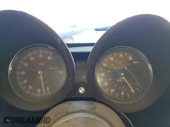 1980 Alfa Romeo Spider z VIN AR115410010807, wystawiony jako Copart lot #83566094 z przebiegiem 53 510 mil mil oraz Czysty tytuł • Clean title. Historia ofert i sprzedaży dostępna na DreamBid. Obrazek 9.