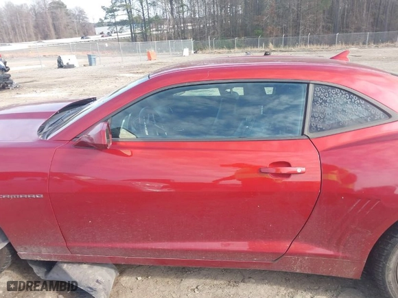 2014 Chevrolet Camaro LT with VIN 2G1FC1E37E9290186, listed as a IAAI auction lot 41238621 with NaN miles. Bid and sale history available at carsss.com. Image 14.