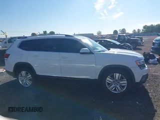 2018 Volkswagen Atlas SEL Premium with VIN 1V2NR2CA5JC571171, listed as a IAAI auction lot 42174807 with 131,690 mi miles and . Bid and sale history available at DreamBid. Image 13.
