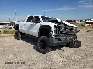 2015 Chevrolet Silverado 3500HD LT z VIN 1GC4KZE80FF572206, wystawiony jako Copart lot #54986133 z przebiegiem Nie podano mil oraz Szkoda całkowita • Salvage title. Historia ofert i sprzedaży dostępna na DreamBid. Obrazek 11.