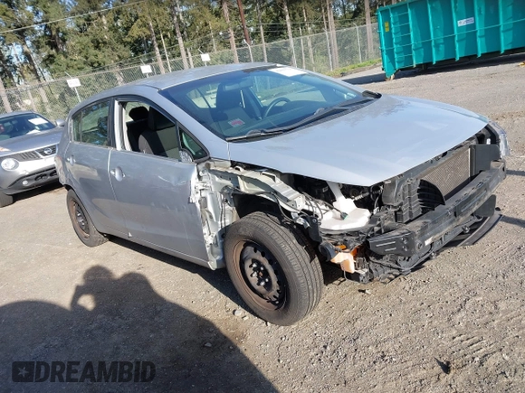 2018 Kia Forte5 LX with VIN KNAFK5A87J5772647, listed as a IAAI auction lot 42003515 with 72,361 mi miles. Bid and sale history available at carsss.com. Image 1.