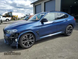 2020 BMW X4 M Competition z VIN 5YMUJ0C04L9C08841, wystawiony jako Copart lot #49825004 z przebiegiem 26 071 mil mil oraz . Historia ofert i sprzedaży dostępna na DreamBid. Obrazek 1.