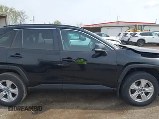 2020 Toyota RAV4 XLE with VIN 2T3P1RFV3LC121898, listed as a IAAI auction lot 42124803 with 23,374 mi miles. Bid and sale history available at carsss.com. Image 13.