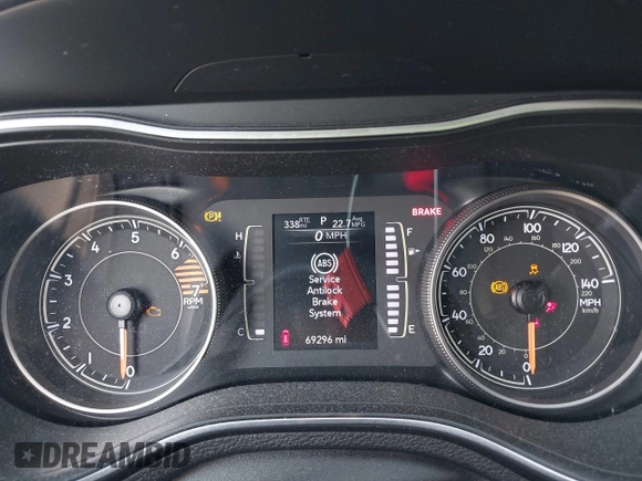 2019 Jeep Cherokee Latitude Plus with VIN 1C4PJLLB3KD143546, listed as a IAAI auction lot 42160353 with 69,296 mi miles and . Bid and sale history available at DreamBid. Image 7.