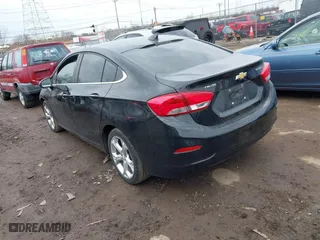 2019 Chevrolet Cruze Premier with VIN 1G1BF5SM9K7101240, listed as a IAAI auction lot 41673049 with 119,025 mi miles. Bid and sale history available at carsss.com. Image 3.