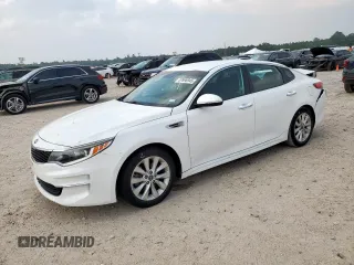 2017 Kia Optima LX z VIN 5XXGT4L37HG172958, wystawiony jako Copart lot #57898945 z przebiegiem 95 218 mil mil oraz Szkoda całkowita • Salvage title. Historia ofert i sprzedaży dostępna na DreamBid. Obrazek 1.