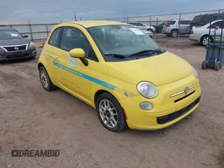 2013 FIAT 500 Pop z VIN 3C3CFFAR8DT546117, wystawiony jako IAAI lot #42233094 z przebiegiem 177 530 mil mil oraz . Historia ofert i sprzedaży dostępna na DreamBid. Obrazek 1.