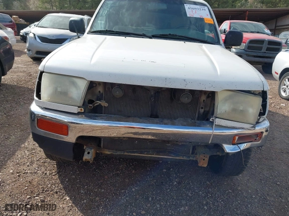 1998 Toyota 4Runner with VIN JT3GM84RXW0025303, listed as a IAAI auction lot 41693239 with 394,689 mi miles. Bid and sale history available at carsss.com. Image 6.