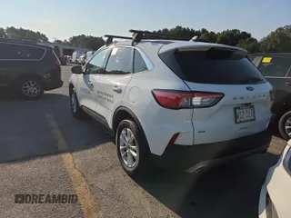 2020 Ford Escape SE с VIN 1FMCU9G63LUB81314, выставлен на аукционе IAAI как лот 42905132 с пробегом 44 436 миль миль и . История ставок и продаж доступна на DreamBid. Изображение 35.
