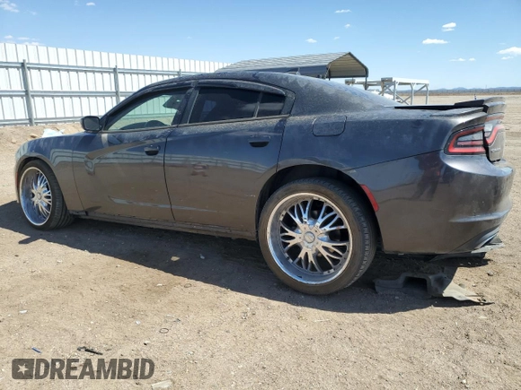 2015 Dodge Charger SXT z VIN 2C3CDXHG3FH800988, wystawiony jako Copart lot #54221905 z przebiegiem 134 098 mil mil oraz Szkoda całkowita • Salvage title. Historia ofert i sprzedaży dostępna na DreamBid. Obrazek 2.