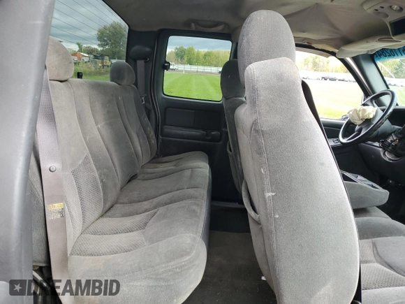 2004 Chevrolet Silverado 1500 Work Truck with VIN 1GCEC19V54E204447, listed as a Copart auction lot 76116284 with 285,385 mi miles and Salvage Title. Bid and sale history available at carsss.com. Image 10.