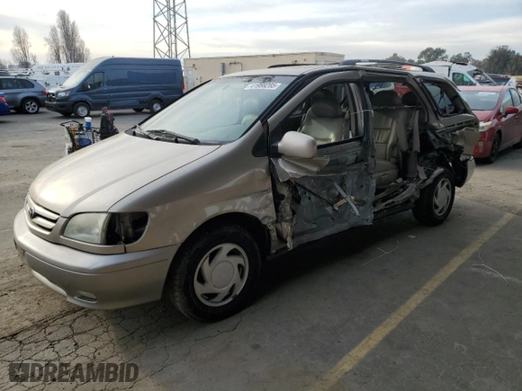 2001 Toyota Sienna LE with VIN 4T3ZF13C71U377701, listed as a Copart auction lot 41959285 with 79,031 mi miles and Salvage Title. Bid and sale history available at carsss.com. Image 1.