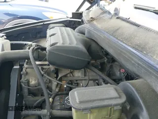 1994 Dodge 1500 z VIN 1B7HC16Y6RS542895, wystawiony jako IAAI lot #42686053 z przebiegiem 168 918 mil mil oraz . Historia ofert i sprzedaży dostępna na DreamBid. Obrazek 12.