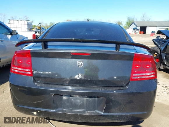 2008 Dodge Charger with VIN 2B3KA43R78H276417, listed as a IAAI auction lot 42139372 with 197,265 mi miles and . Bid and sale history available at DreamBid. Image 16.