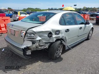 2005 Saab 9-3 Linear z VIN YS3FB45SX51004122, wystawiony jako IAAI lot #42045399 z przebiegiem 142 815 mil mil oraz . Historia ofert i sprzedaży dostępna na DreamBid. Obrazek 4.