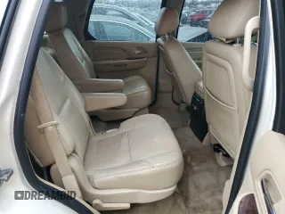 2013 Cadillac Escalade Premium with VIN 1GYS4CEF0DR285192, listed as a Copart auction lot 84048574 with 286,579 mi miles and Clean Title. Bid and sale history available at carsss.com. Image 11.