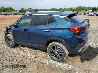 2021 Buick Encore GX Select z VIN KL4MMDS29MB072802, wystawiony jako Copart lot #53917295 z przebiegiem 61 716 mil mil oraz Szkoda całkowita • Salvage title. Historia ofert i sprzedaży dostępna na DreamBid. Obrazek 2.